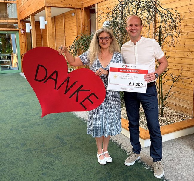 Th. Geyer überreicht Spendenscheck an Palliativ-Care-Team Böblingen – soziales Engagement für medizinische Versorgung