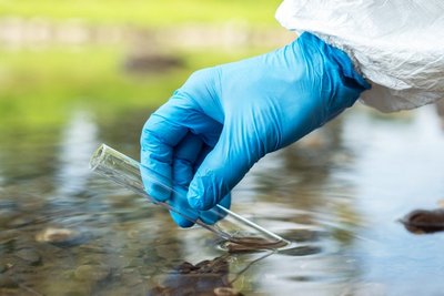 Wasseranalyse im Labor – präzise Überwachung der Wasserqualität mit Th. Geyer Produkten