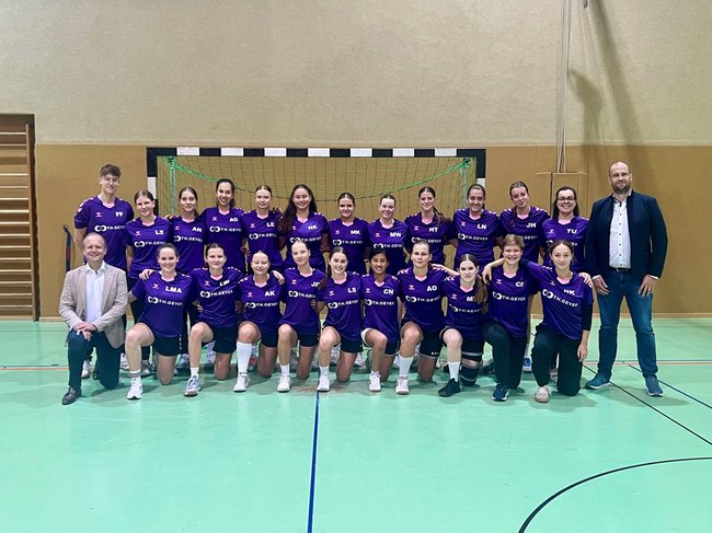 Sponsoring der Damen-Handballjugend durch Th. Geyer – Förderung von Nachwuchssport und regionalem Engagement